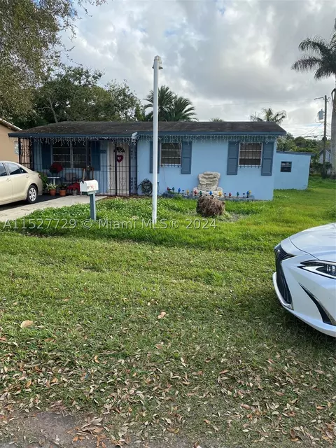 1770 NW 109 St, Miami, FL 33167