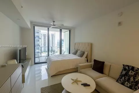 1010 Brickell Ave #2510, Miami, FL 33131