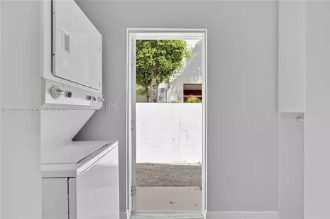 Other - 815 Harbor Dr, Key Biscayne, FL 33149 photo 12 of 14