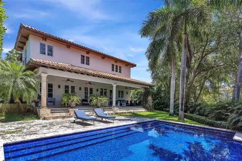 695 Harbor Dr, Key Biscayne, FL 33149