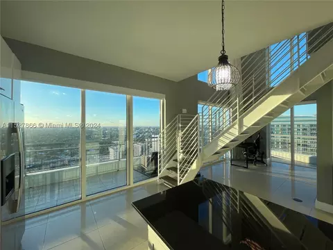 60 SW 13th St #3413, Miami, FL 33130