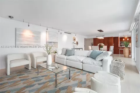 615 Ocean Dr #8B, Key Biscayne, FL 33149