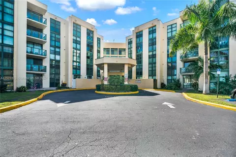2075 SW 122nd Ave #530, Miami, FL 33175