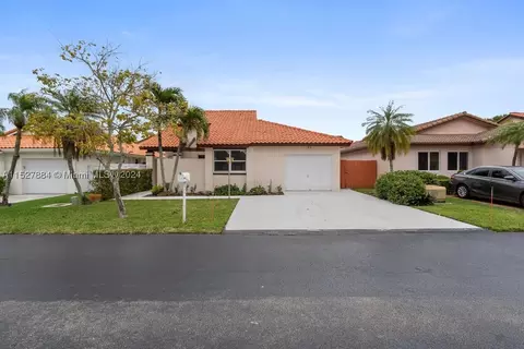 10311 SW 135th Ct, Miami, FL 33186