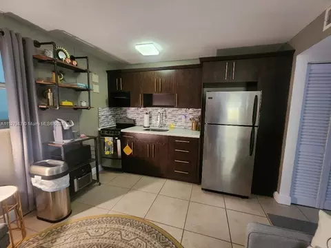 528 Meridian Ave #302A, Miami Beach, FL 33139