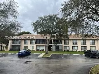 5981 Washington St #209, Hollywood, FL 33023