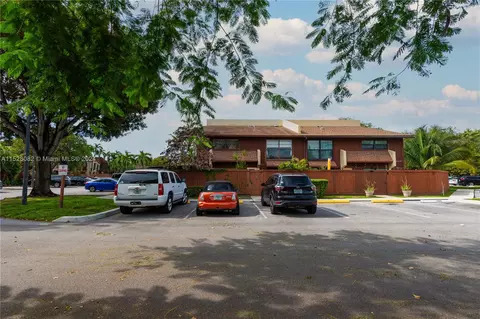 6844 SW 114th Pl #D59, Miami, FL 33173