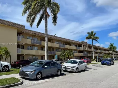 11195 SW 1st St #317, Sweetwater, FL 33174