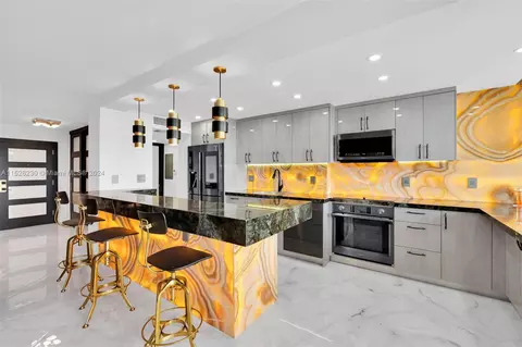 251 174th St #818, Sunny Isles Beach, FL 33160