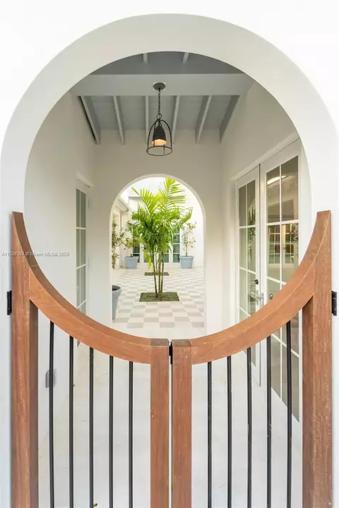 Entry Way - Undisclosed, Key Biscayne, FL 33149 photo 1 of 9