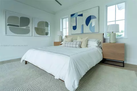 Bedroom - Undisclosed, Key Biscayne, FL 33149 photo 6 of 19