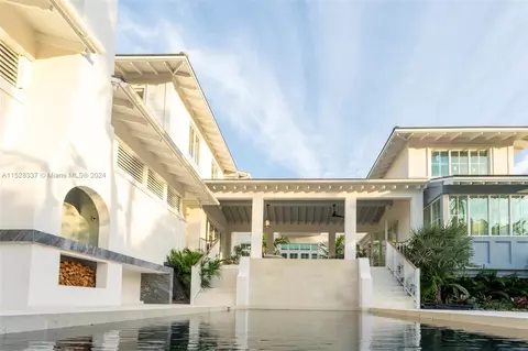 Exterior - Undisclosed, Key Biscayne, FL 33149 photo 3 of 6