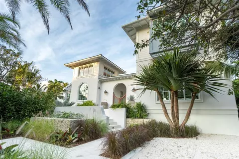 Undisclosed, Key Biscayne, FL 33149