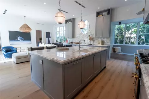 Kitchen - Undisclosed, Key Biscayne, FL 33149 photo 4 of 9