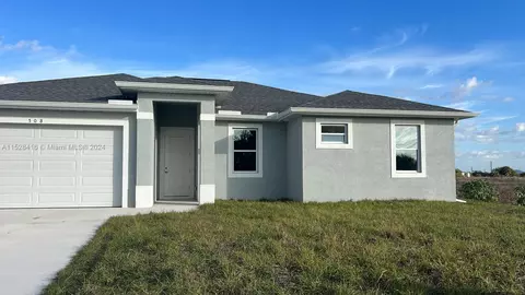508 Glendale, Labelle, FL 33935