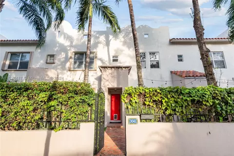 3041 Center St #4, Miami, FL 33133