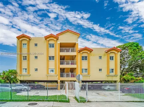 218 SW 8th Ave #205, Miami, FL 33130