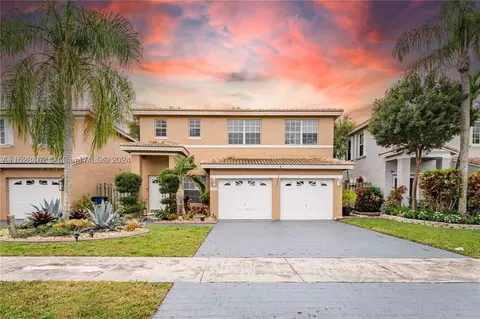 11212 SW 59th Pl, Cooper City, FL 33330