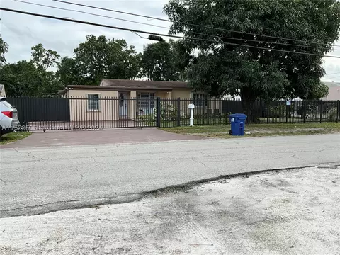 14401 NW 10th Ave, Miami, FL 33168