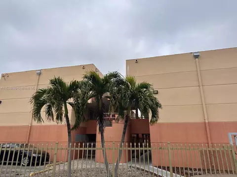 5 Olive Dr #26, Hialeah, FL 33010