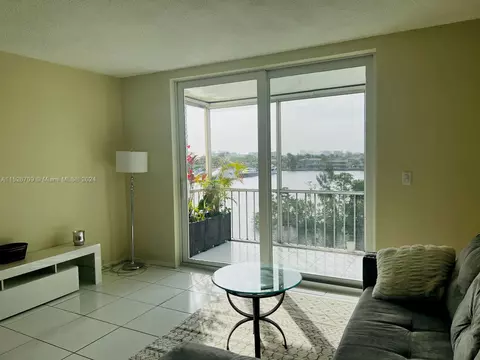 2980 Point East Dr #D506, Aventura, FL 33160
