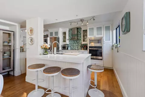 Kitchen - 247 Enid Dr #54, Key Biscayne, FL 33149 photo 5 of 5