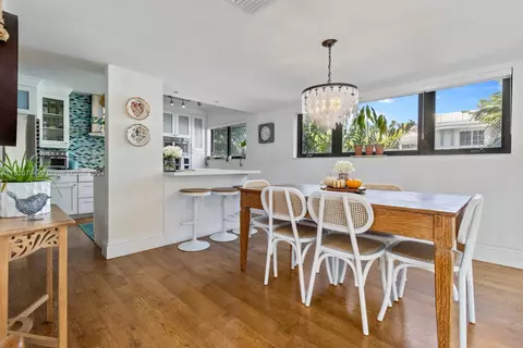 Dining - 247 Enid Dr #54, Key Biscayne, FL 33149 photo 2 of 2