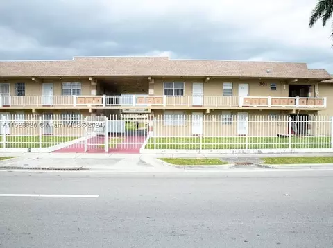 301 NW 177th St #202, Miami Gardens, FL 33169