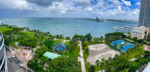 View/Area - Undisclosed, Miami, FL 33132 photo 3 of 4