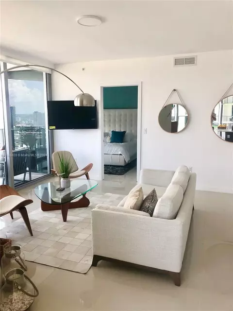 Living - Undisclosed, Miami, FL 33132 photo 3 of 5