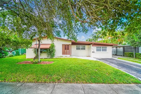 9689 SW 35th St, Miami, FL 33165