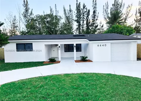 6640 NW 21st St, Sunrise, FL 33313