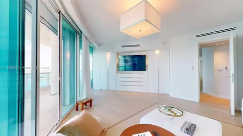 Dining - 2127 Brickell #2401-2, Miami, FL 33129 photo 4 of 5