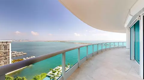 View/Area - 2127 Brickell #2401-2, Miami, FL 33129 photo 3 of 8