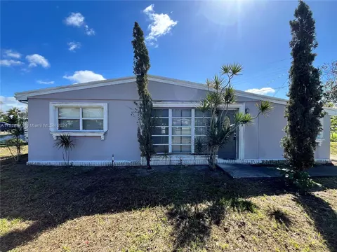 4352 Garand Ln, West Palm Beach, FL 33406