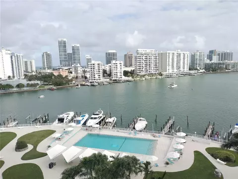 900 Bay Dr #818, Miami Beach, FL 33141