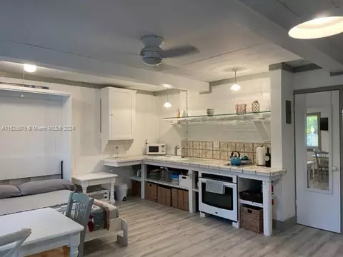 455 NE 16th Ave #6, Fort Lauderdale, FL 33301