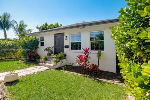 11948 NE 9th Ave, Biscayne Park, FL 33161
