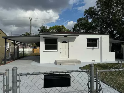 825 Codadad St, Opa Locka, FL 33054