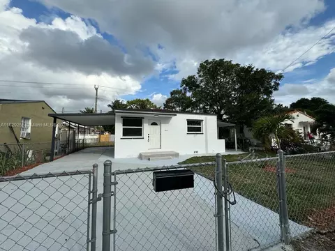 Kitchen - 825 Codadad St, Opa Locka, FL 33054 photo 2 of 4