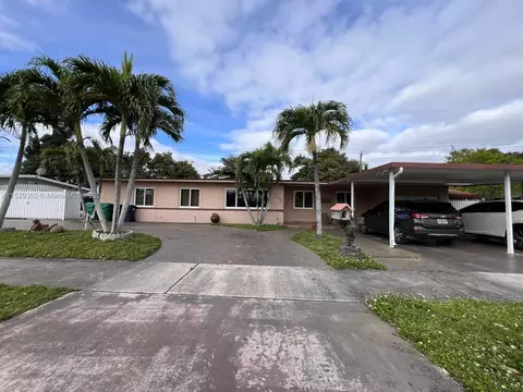 3300 SW 97th Ct, Miami, FL 33165