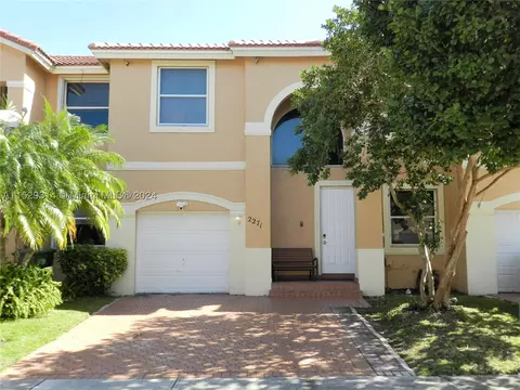 2271 NW 160th Ter #-, Pembroke Pines, FL 33028