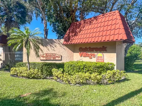 8100 SW 24th St #302, North Lauderdale, FL 33068