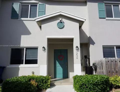 1230 NW 3rd Ln, Florida City, FL 33034