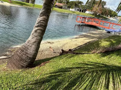 Exterior - 14510 S Dade Pine Ave, Miami Lakes, FL 33014 photo 9 of 10
