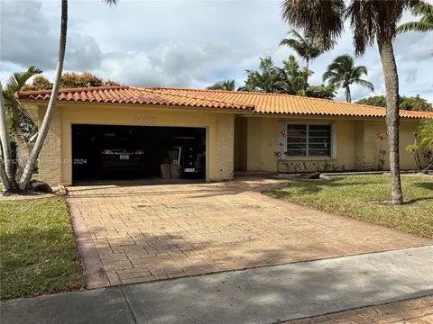 14510 S Dade Pine Ave, Miami Lakes, FL 33014