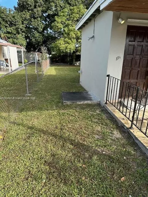 371 E 50th St, Hialeah, FL 33013 photo 2