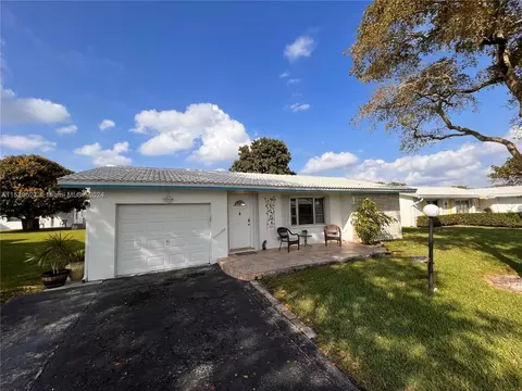 8225 NW 13 St, Plantation, FL 33322