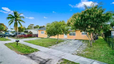 4011 NE 8th Ave, Pompano Beach, FL 33064