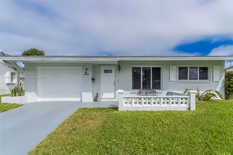 4603 NW 48th St, Tamarac, FL 33319